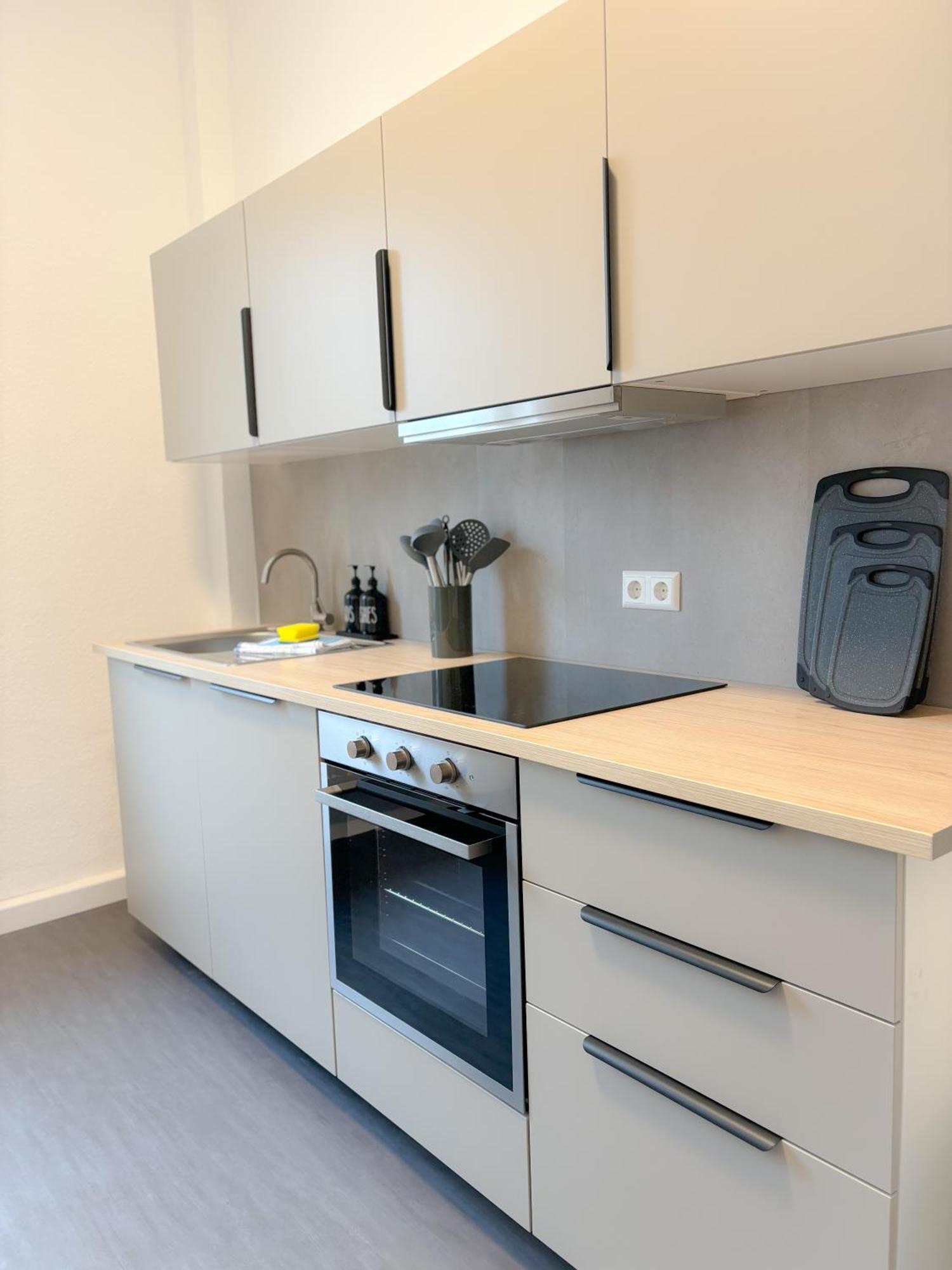 Helles City Apartment Fuer Familien & Gruppen Neu-Ulm Kültér fotó
