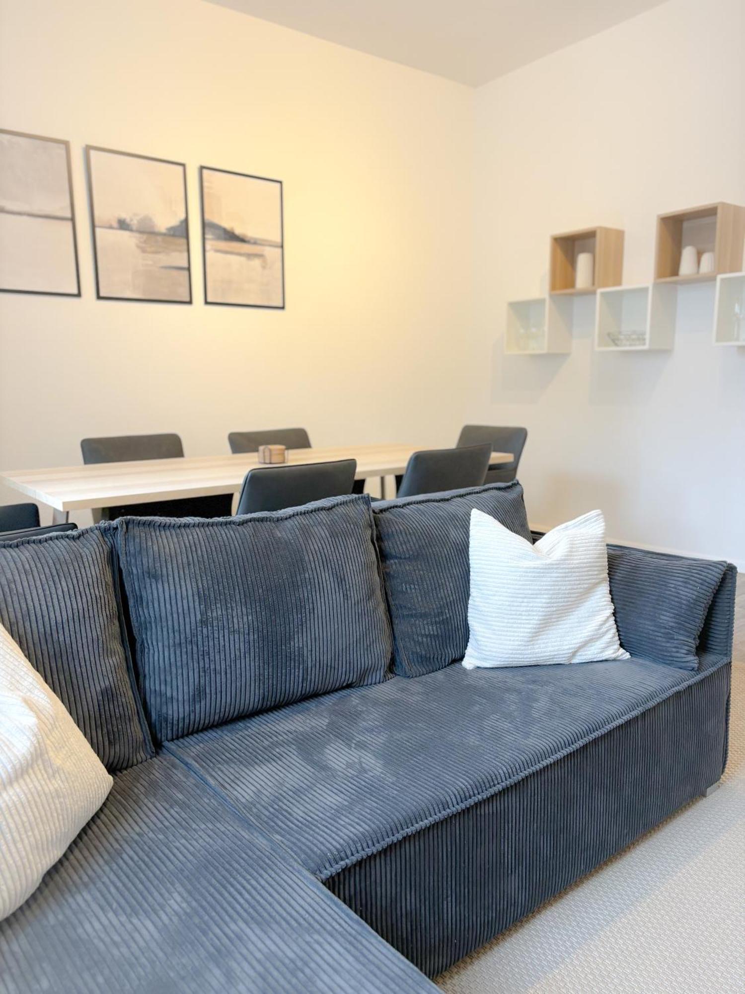 Helles City Apartment Fuer Familien & Gruppen Neu-Ulm Kültér fotó